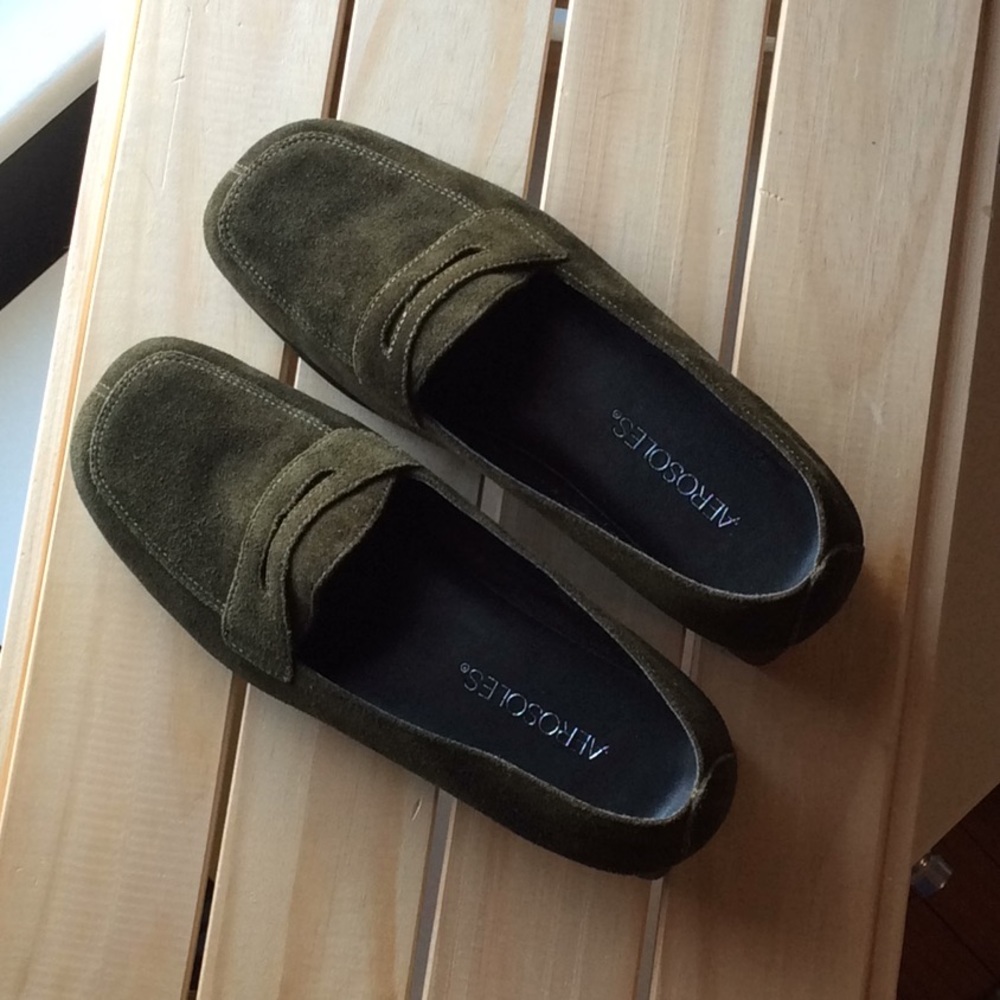 Aerosoles Suede loafers! Perfect condition! 🌟🌟🌟
